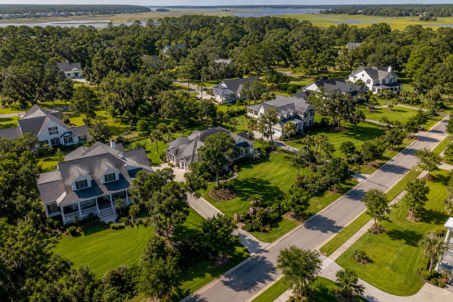 Neighborhood served by Great Garden Landscaping in Johns Island SC